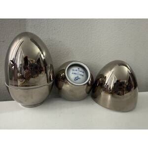 2X Sieger by Fürstenberg porcellain "Matroschischka" egg cup